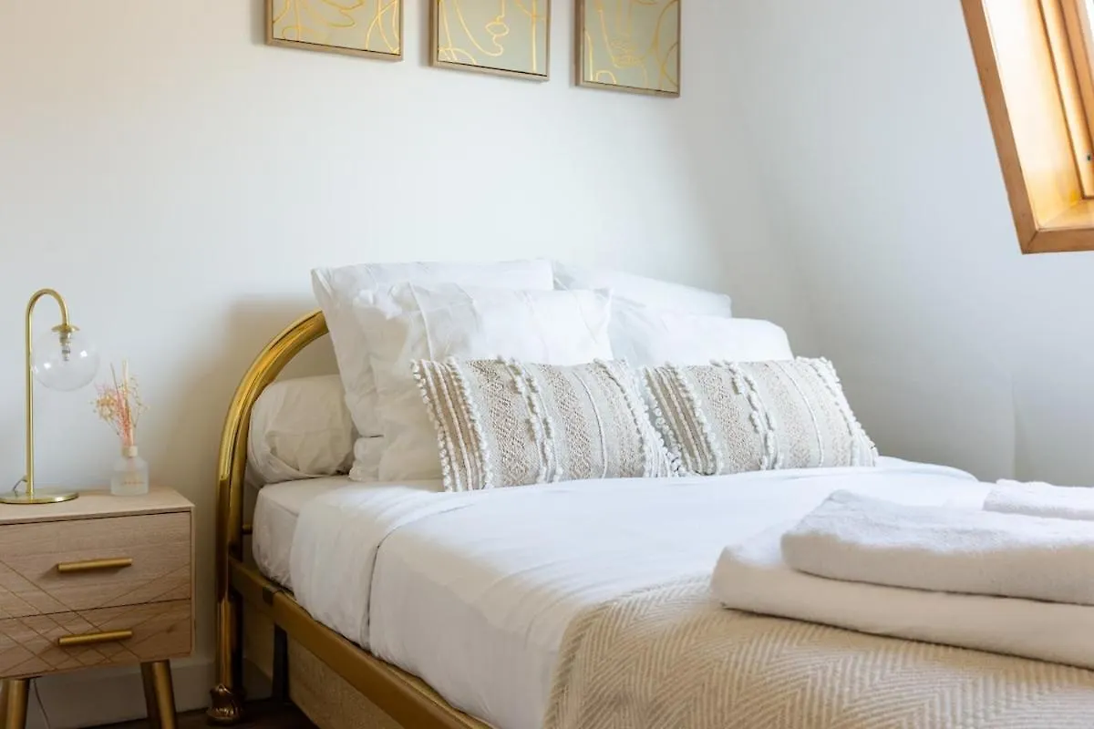 Apartment Champs Elysees Париж 0*,  Франция